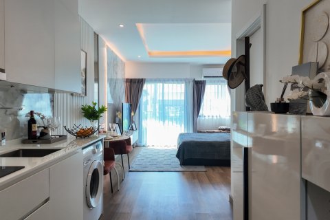 Studio in Pattaya, Thailand № 205877