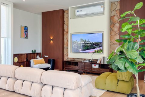 Chalet de 5 dormitorios en Pran Buri, Tailandia № 169751 - foto 8