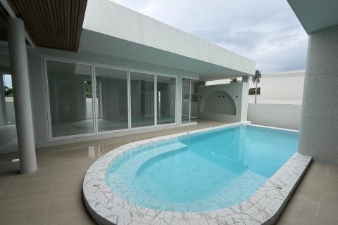 Chalet de 5 dormitorios en Pran Buri, Tailandia № 169751 - foto 20
