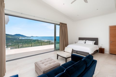 Chalet de 3 dormitorios en Ko Samui, Tailandia № 169753 - foto 17