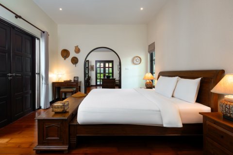 Chalet de 3 dormitorios en Hua Hin, Tailandia № 169749 - foto 15