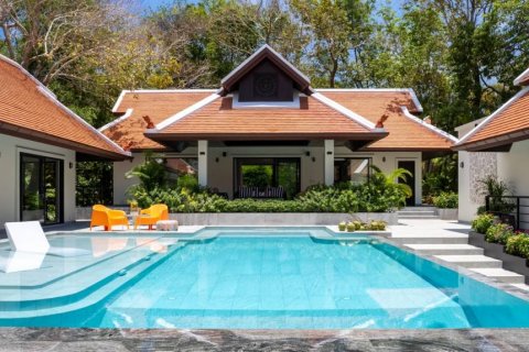 Villa in Phuket, Thailand 3 Schlafzimmer № 134626