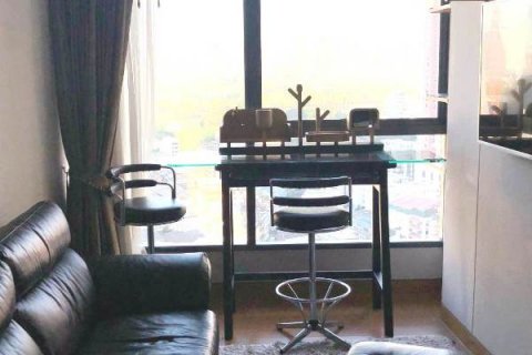 Condominio de 1 dormitorio en Bangkok, Tailandia № 66861 - foto 5