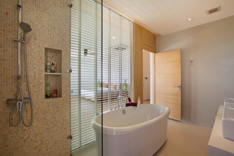 Casa de 4 dormitorios en Ko Samui, Tailandia № 66856 - foto 13