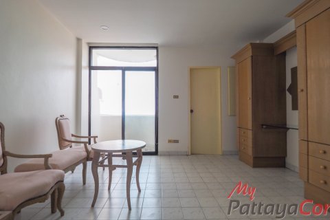 Estudio en el condominio en Bang Lamung, Tailandia № 205273 - foto 2