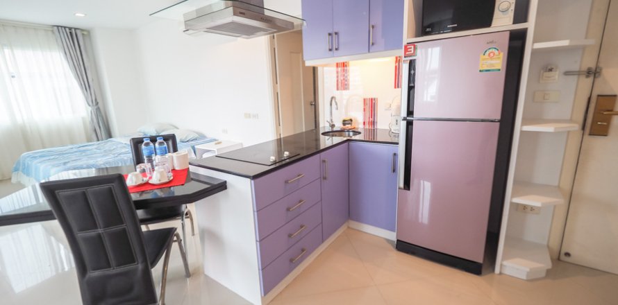 Estudio en el condominio en Pattaya, Tailandia № 205271