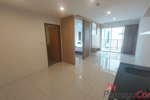 Condominio de 1 dormitorio en Bang Lamung, Tailandia № 205269 - foto 3