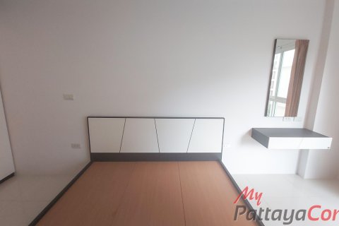 Condominio de 1 dormitorio en Bang Lamung, Tailandia № 205269 - foto 8