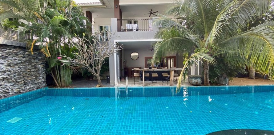บ้านในเชียงใหม่, ประเทศไทย 6 ห้องนอน № 160092