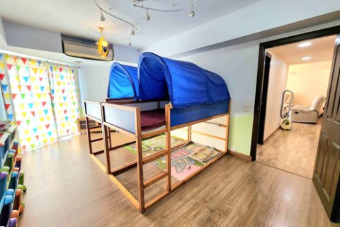 Condominio de 2 dormitorios en Jomtien Beach, Pattaya, Tailandia № 203920 - foto 4
