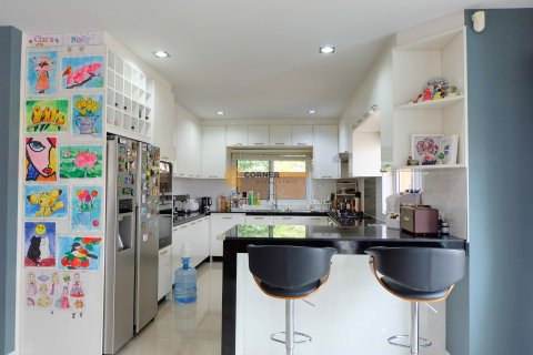 Estudio en Pattaya, Tailandia № 135210 - foto 12