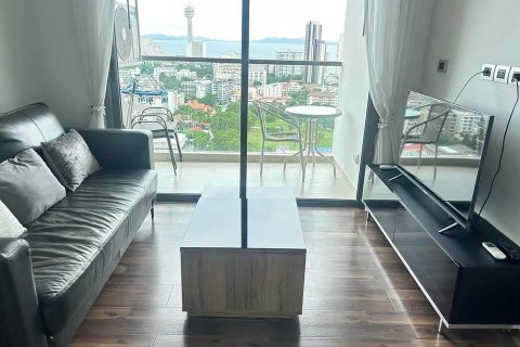 Apartamento de 2 habitaciones en Pattaya, Tailandia № 135201 - foto 2
