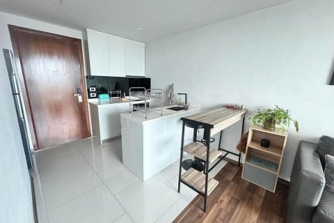 Apartamento de 2 habitaciones en Pattaya, Tailandia № 135201 - foto 6