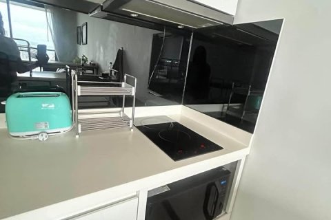 Apartamento de 2 habitaciones en Pattaya, Tailandia № 135201 - foto 7