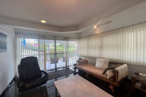 Casa de 4 dormitorios en Hua Hin, Tailandia № 114195 - foto 7