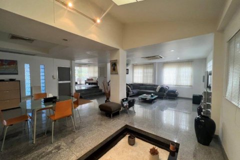 Casa de 4 dormitorios en Hua Hin, Tailandia № 114195 - foto 4