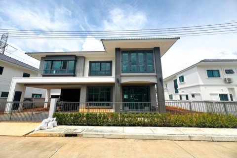 Casa de 4 dormitorios en Phuket, Tailandia № 151073