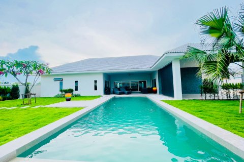 Villa in Hua Hin, Thailand 4 Schlafzimmer № 169965