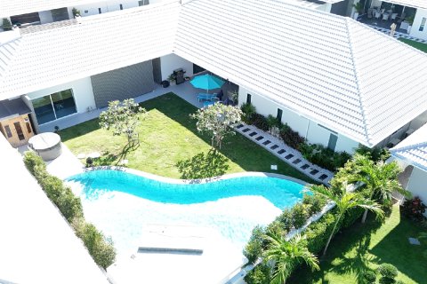 Villa in Hua Hin, Thailand 4 Schlafzimmer № 169965 - Foto 18