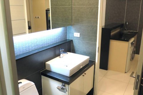 Condominio de 1 dormitorio en Pattaya, Tailandia № 134263 - foto 11