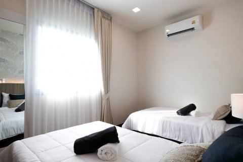 Casa de 4 dormitorios en Bang Lamung, Tailandia № 134266 - foto 25