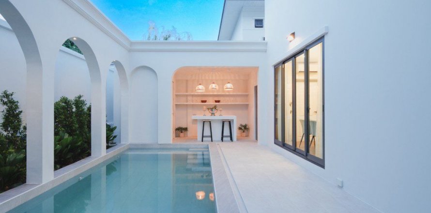 Casa de 4 dormitorios en Bang Lamung, Tailandia № 134266