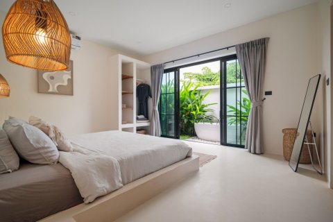 Chalet de 4 dormitorios en Phuket, Tailandia № 139715 - foto 19