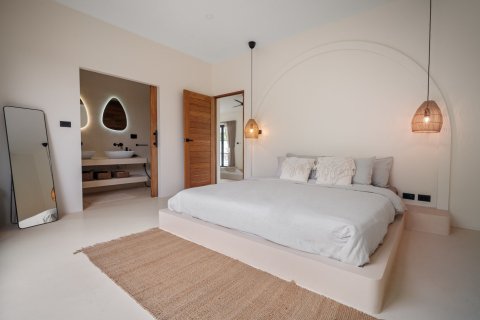 Chalet de 4 dormitorios en Phuket, Tailandia № 139715 - foto 20