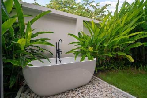 Chalet de 4 dormitorios en Phuket, Tailandia № 139715 - foto 24