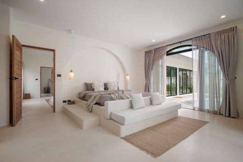 Chalet de 4 dormitorios en Phuket, Tailandia № 139715 - foto 9