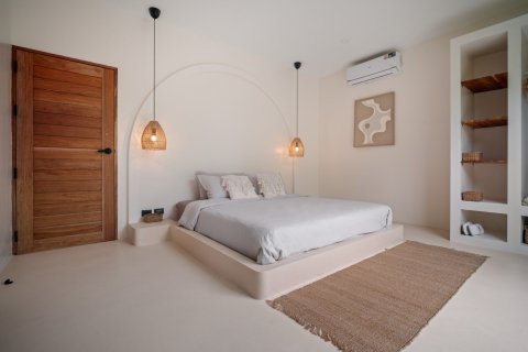 Chalet de 4 dormitorios en Phuket, Tailandia № 139715 - foto 22