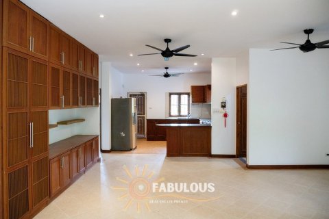 Chalet de 3 dormitorios en Chalong, Tailandia № 179286 - foto 14