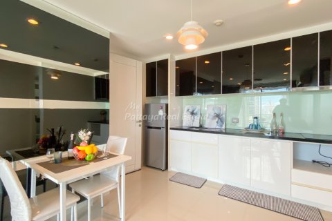 Condominio de 1 dormitorio en Pattaya, Tailandia № 205171 - foto 2