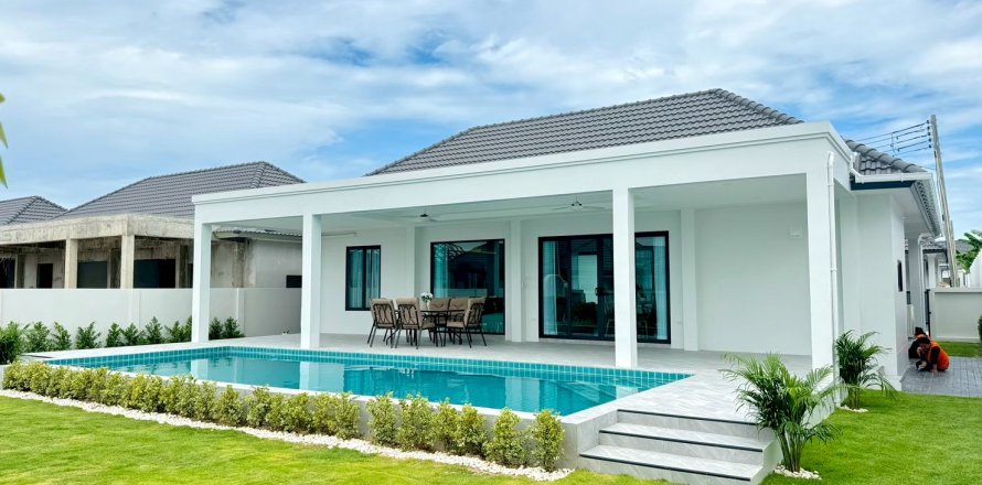 Chalet de 3 dormitorios en Cha-am, Tailandia № 169894
