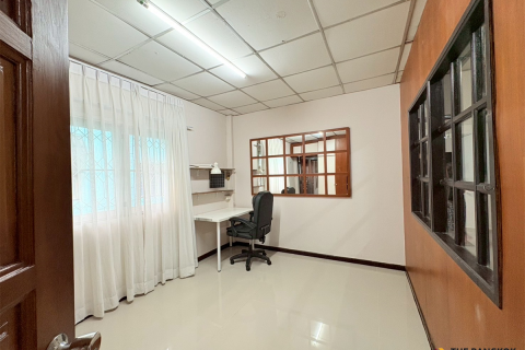 Townhouse in Bangkok, Thailand 3 bedrooms № 189509