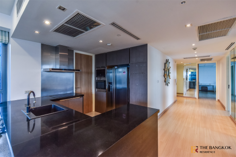 Condominio de 3 dormitorios en Bangkok, Tailandia № 185821 - foto 2