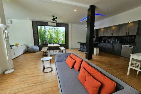 Chalet de 4 dormitorios en Phuket, Tailandia № 137460 - foto 21