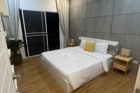 Chalet de 4 dormitorios en Phuket, Tailandia № 137460 - foto 10