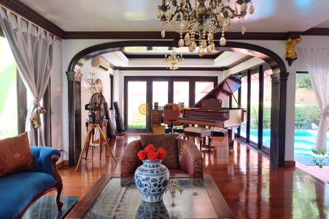 Studio on Jomtien Beach, Pattaya, Thailand № 176718 - photo 12