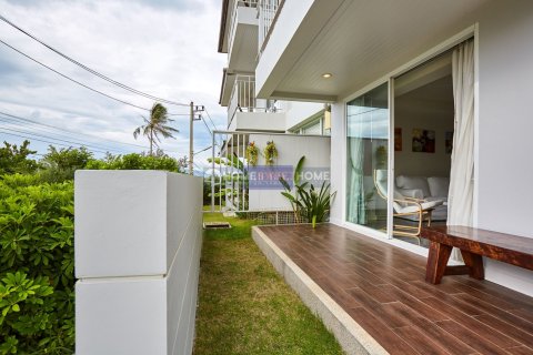 Condominio de 1 dormitorio en Ko Samui, Tailandia № 180080 - foto 3