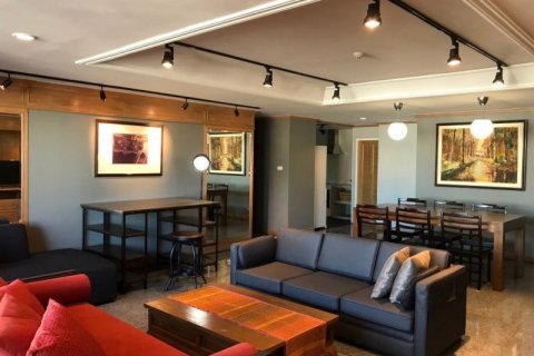 Condo in Bangkok, Thailand, 2 bedrooms  № 66086