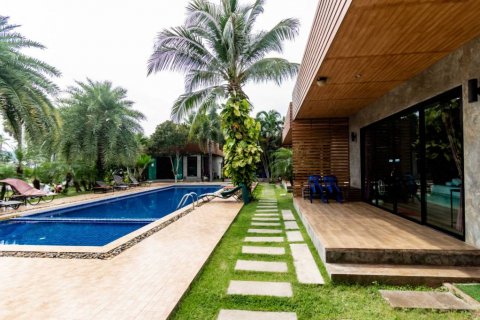 Hotel in Pran Buri, Thailand 1000 m2 № 114108