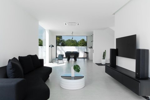 Chalet de 4 dormitorios en Hua Hin, Tailandia № 169772 - foto 7