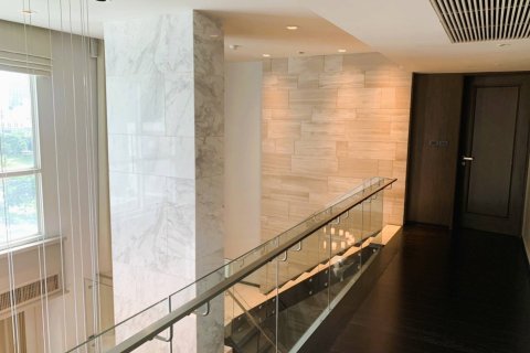 Condo à Bangkok, Thaïlande, 3 chambres № 181098 - photo 7