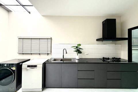 บ้านในกรุงเทพฯ, ประเทศไทย 4 ห้องนอน № 181099 - รูปถ่าย 13