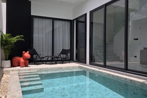 Villa in Phuket, Thailand 3 Schlafzimmer № 140408