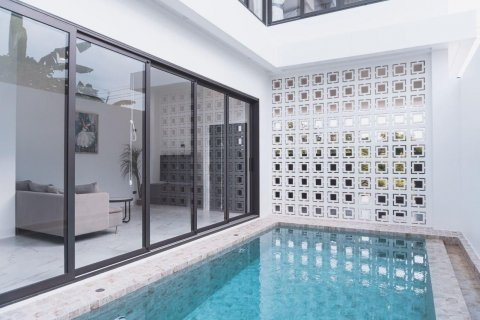 Chalet de 3 dormitorios en Phuket, Tailandia № 140408 - foto 4