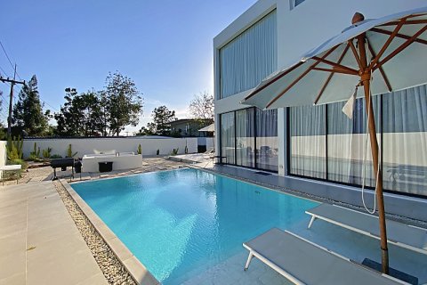 Casa de 4 dormitorios en Hua Hin, Tailandia № 168089 - foto 6