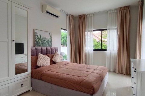Casa de 3 dormitorios en Hua Hin, Tailandia № 168090 - foto 10