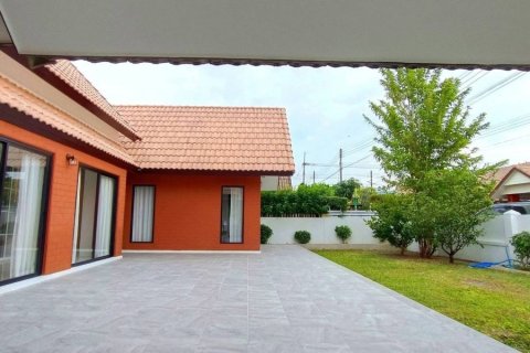 Casa de 3 dormitorios en Hua Hin, Tailandia № 168090 - foto 2